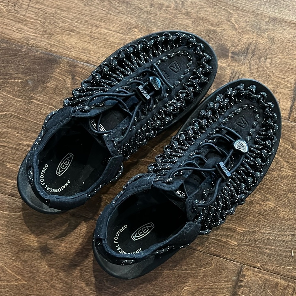 Keen water shoes size 6.5